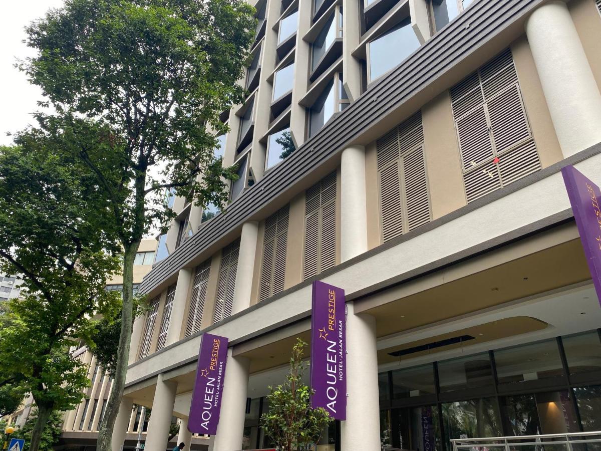 Aqueen Prestige Hotel Jalan Besar Singapore Buitenkant foto